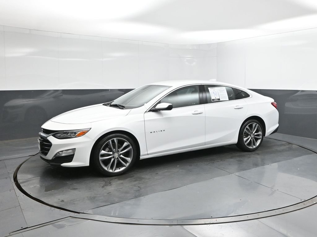 Used 2024 White Chevrolet LT image 30