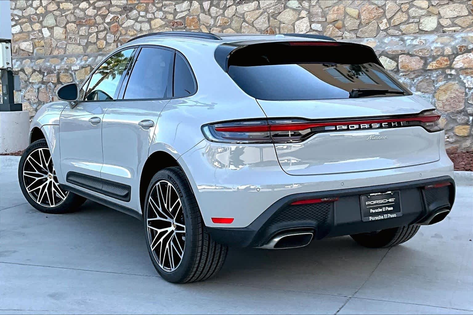 New 2026 Chalk Porsche  image 3