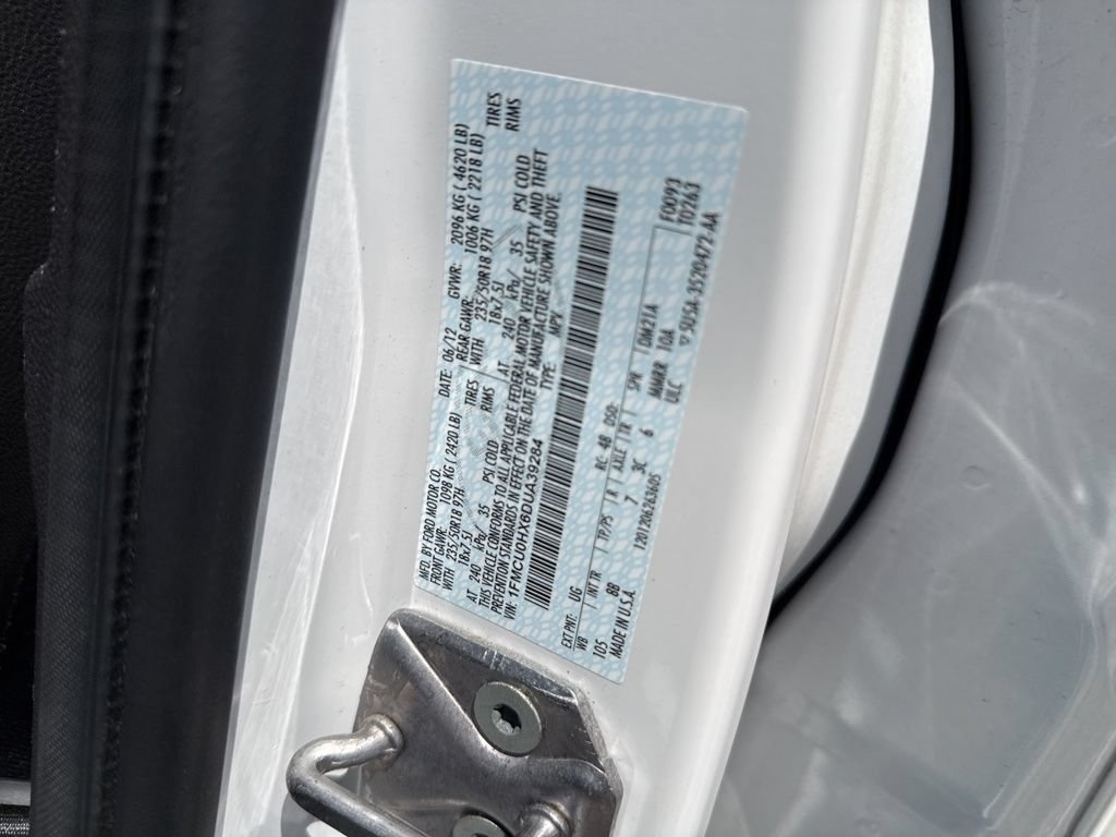 Used 2013 White Platinum Ford SEL image 28