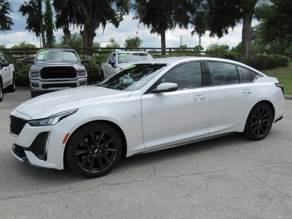 Used 2022 Crystal White Tricoat Cadillac Sport image 4