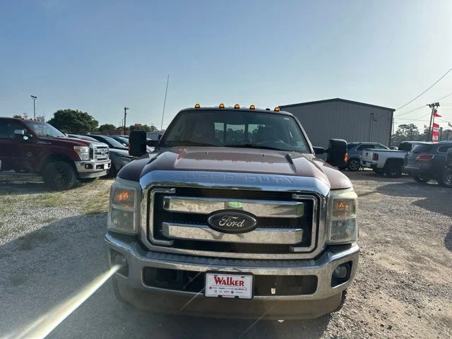 Used 2013 Red Ford Lariat image 3