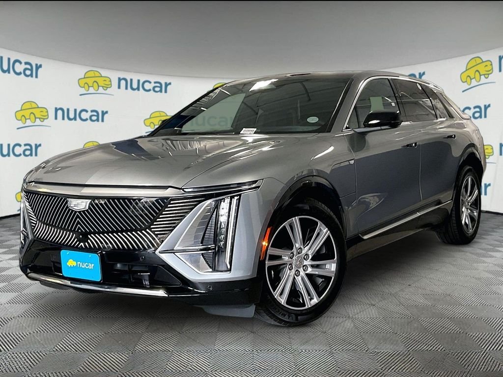 Used 2024 Silver Cadillac Tech image 3