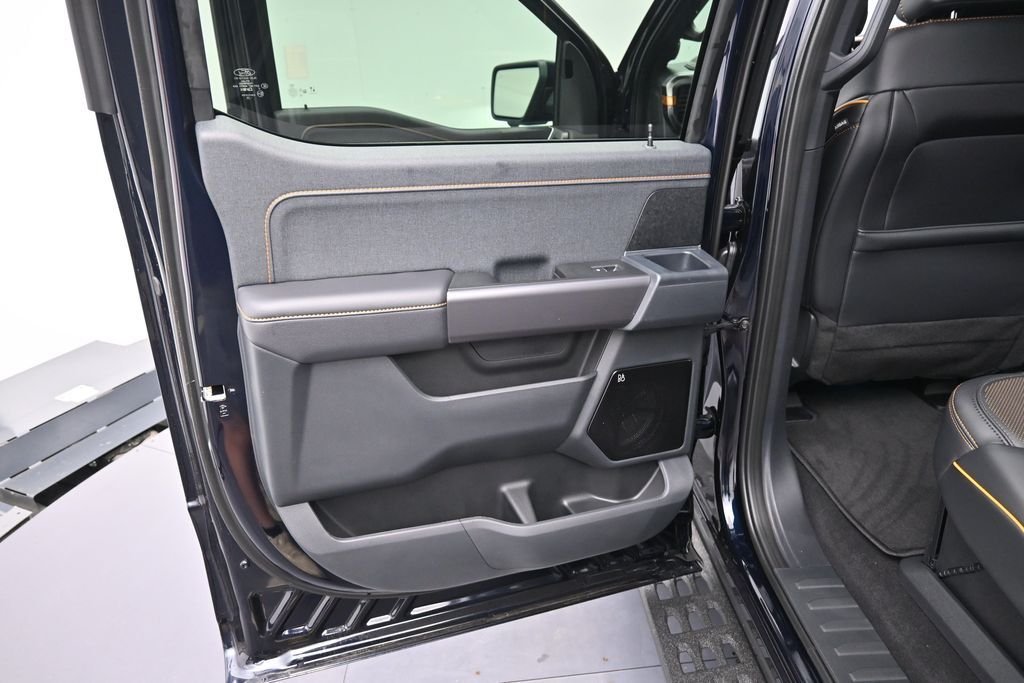 New 2026 Antimatter Blue Metallic Ford XLT image 24