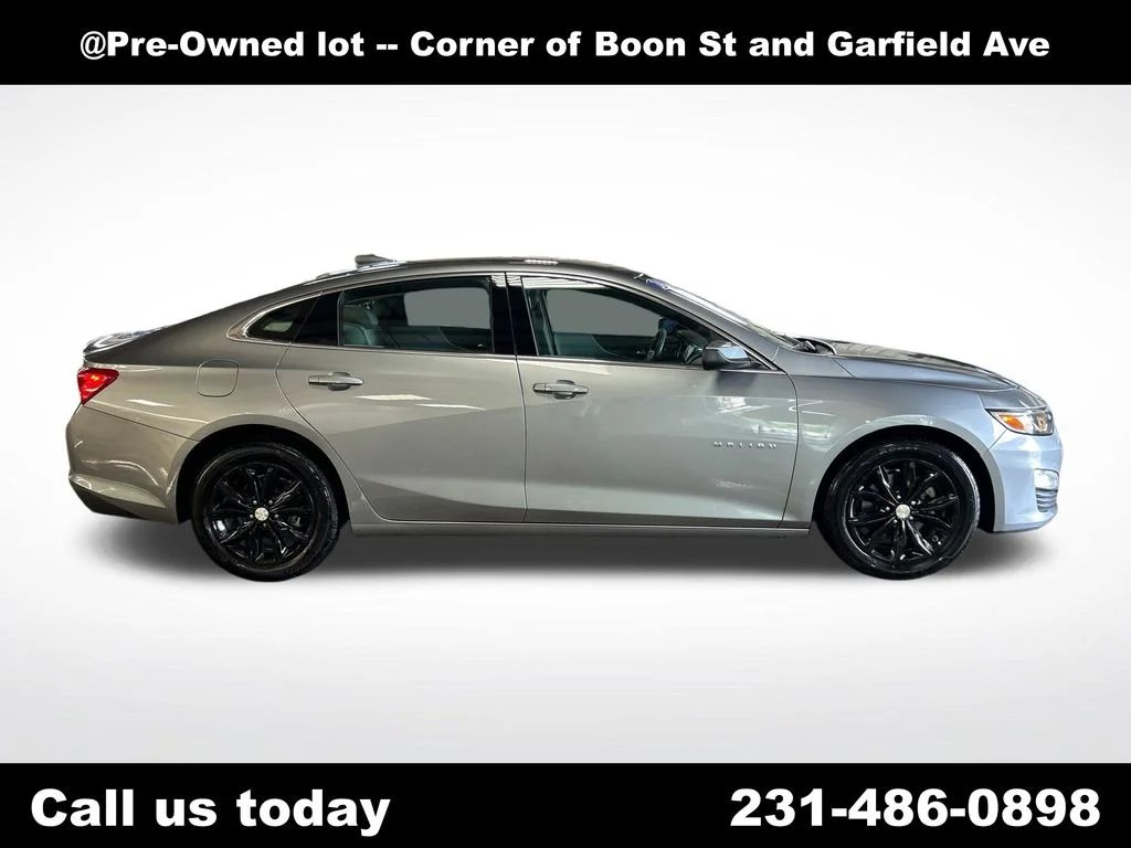 Used 2024 Gray Chevrolet LT image 6