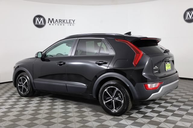 Used 2023 Black Kia EX image 38