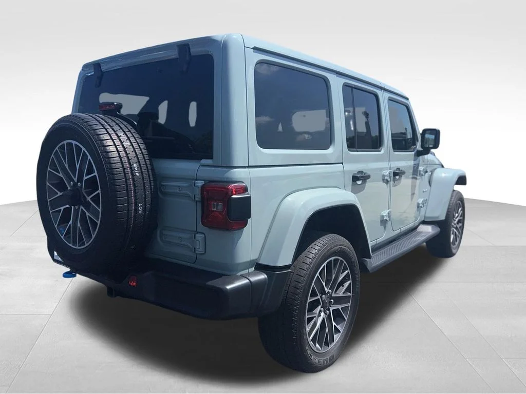 Used 2023 Gray Jeep Sahara 4xe image 6