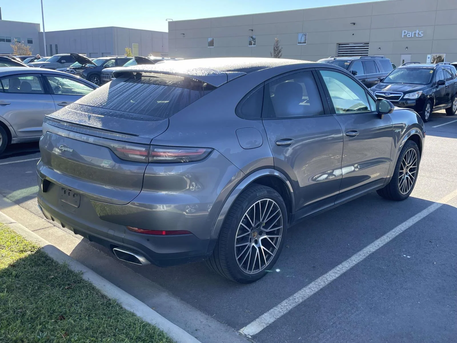Used 2022  Porsche E-Hybrid image 4