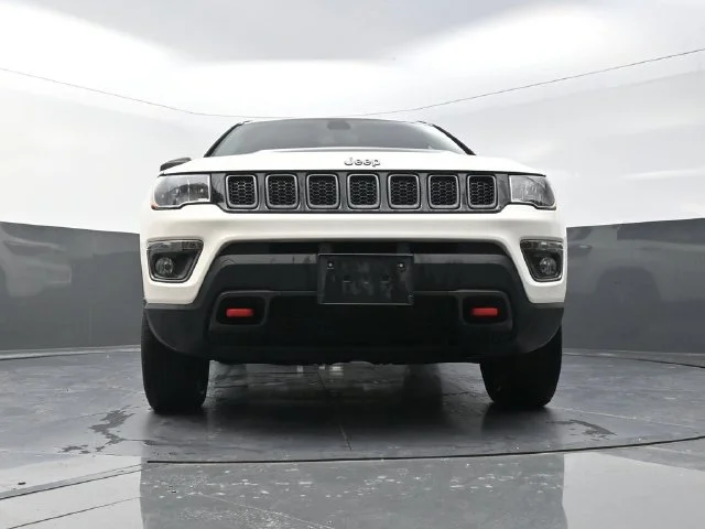 Used 2020 White Jeep Trailhawk image 32
