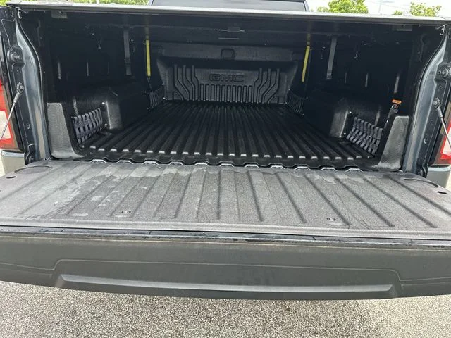 Used 2020 Blue GMC Elevation image 22