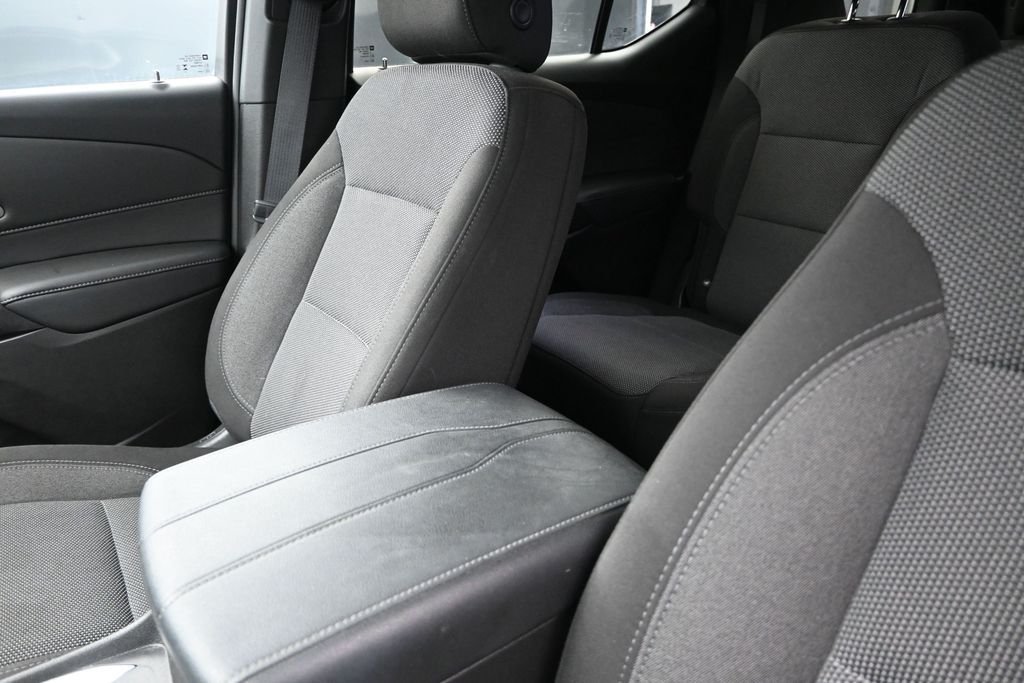 Used 2024 Black Chevrolet LT Cloth image 14