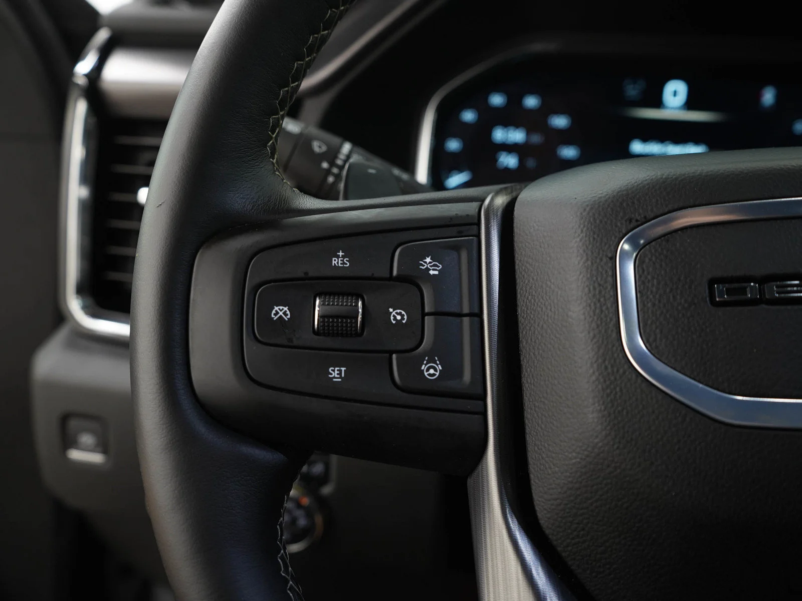 Used 2025 Sterling Metallic GMC Denali Ultimate image 26