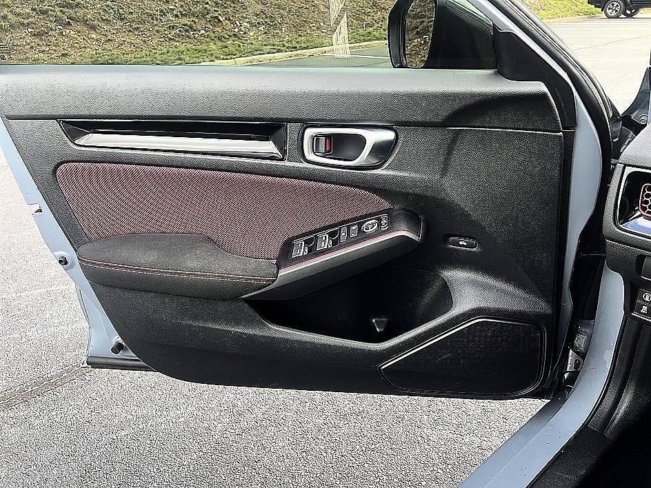 Used 2023 Aegean Blue Metallic Honda Si image 8