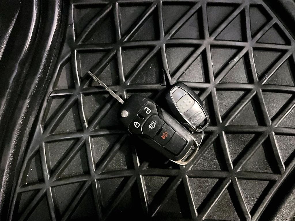 Used 2016 Black Ford S image 31