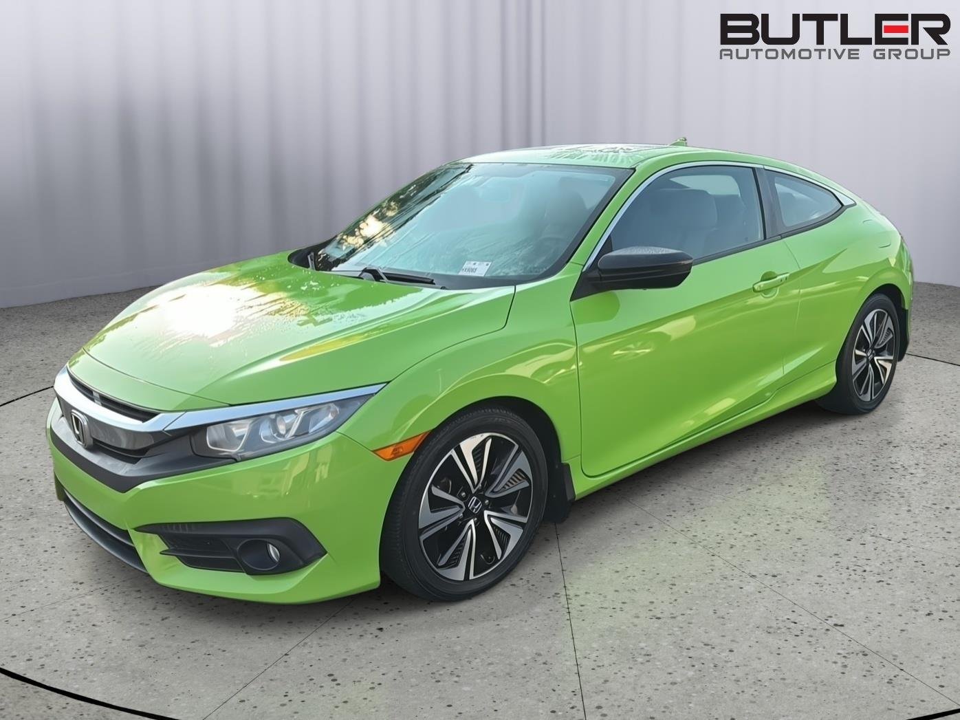 Used 2017  Honda EX-T image 1