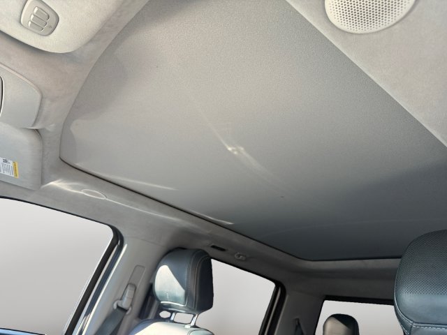 Used 2021 White Ford Limited image 12