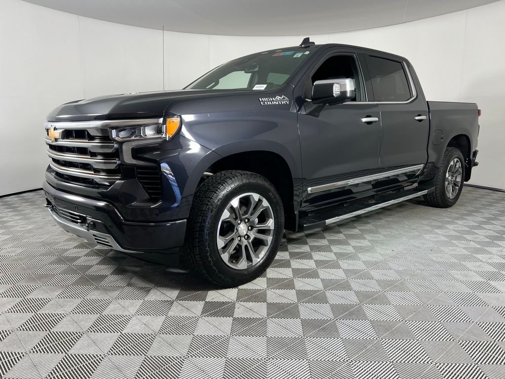 2022 Chevrolet Silverado 1500 High Country photo 2