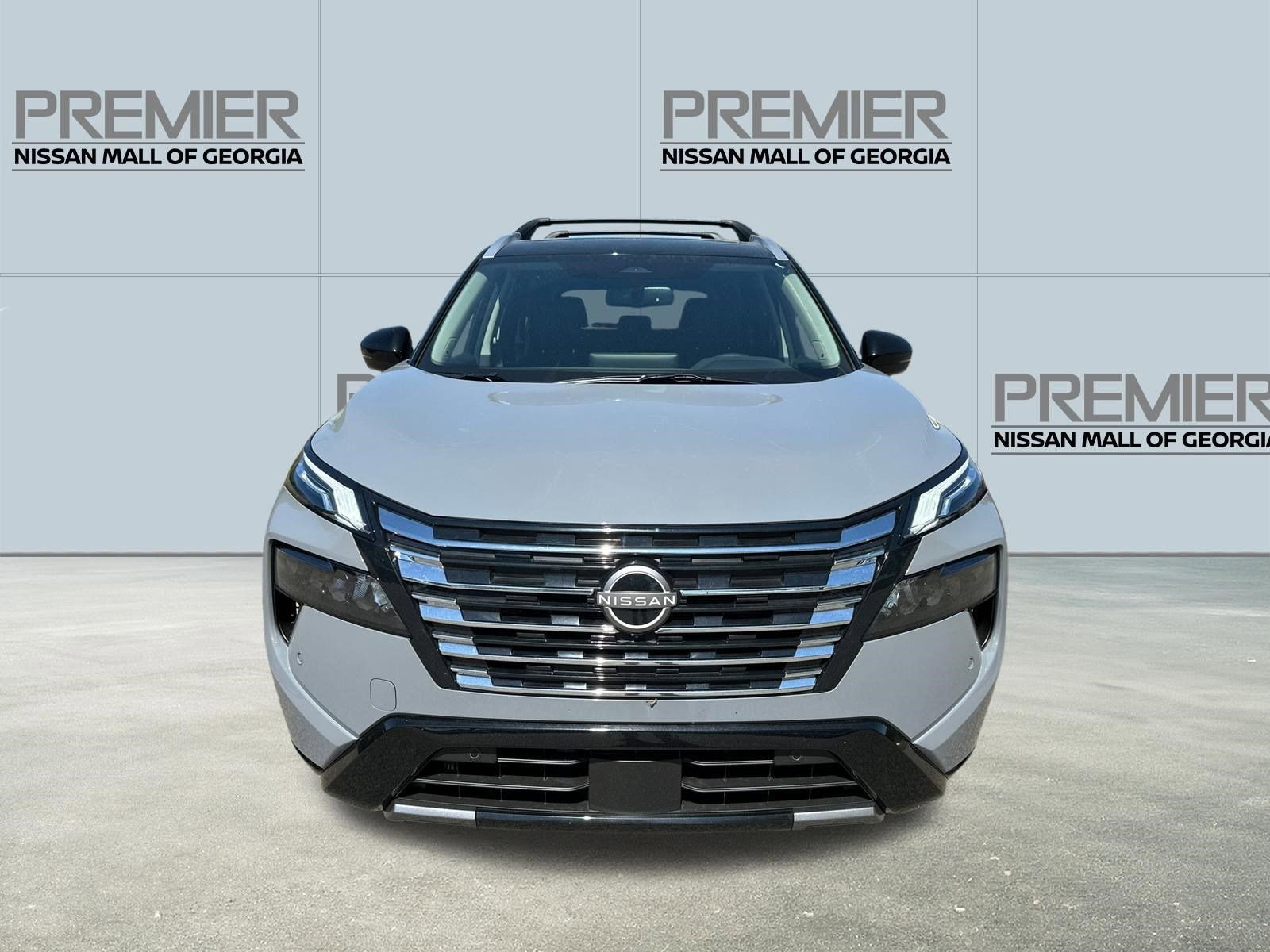 New 2026 Gray Nissan Platinum image 2
