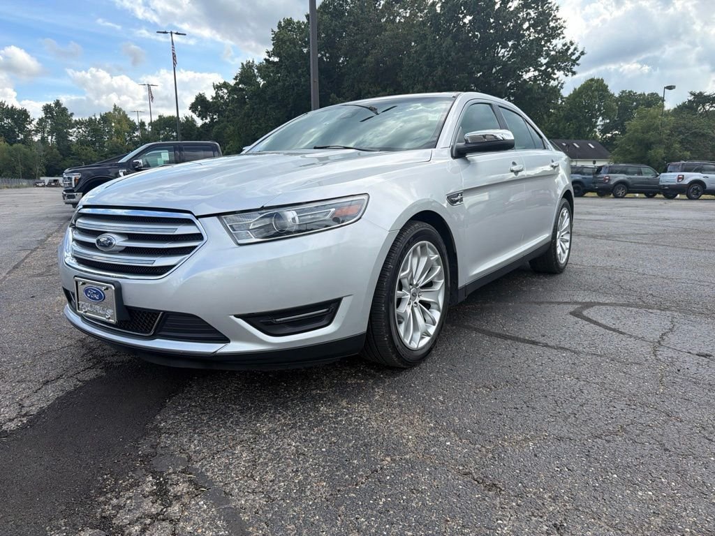 Used 2019 Ingot Silver Ford Limited image 2