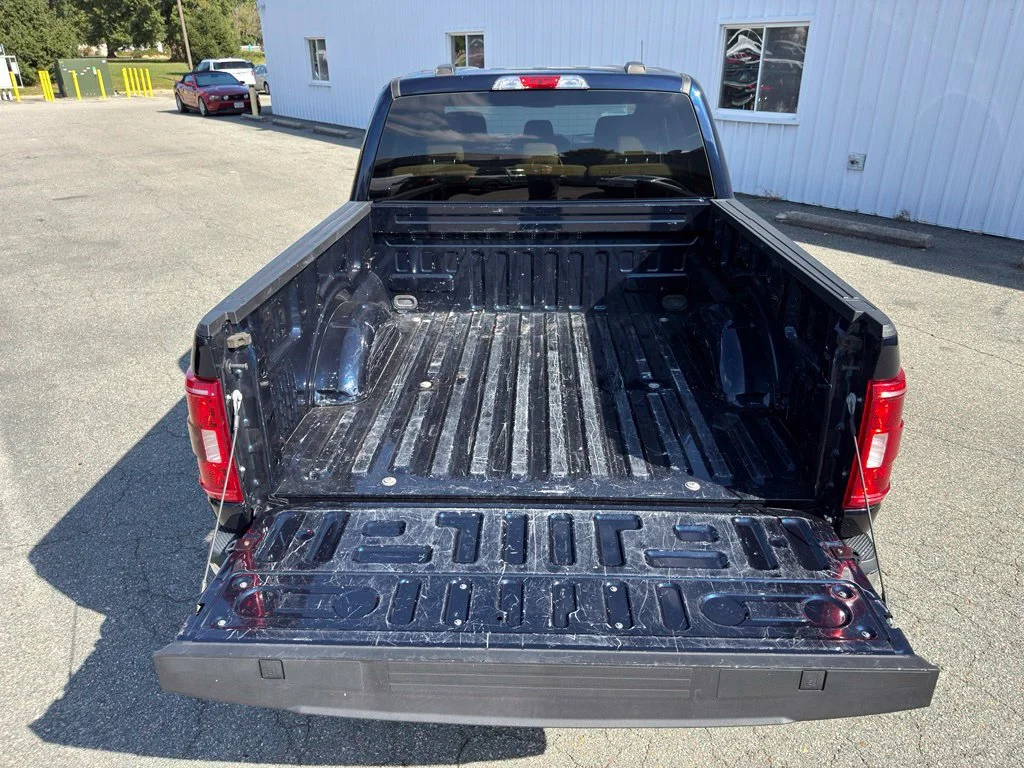 Used 2023 Blue Ford XLT image 30