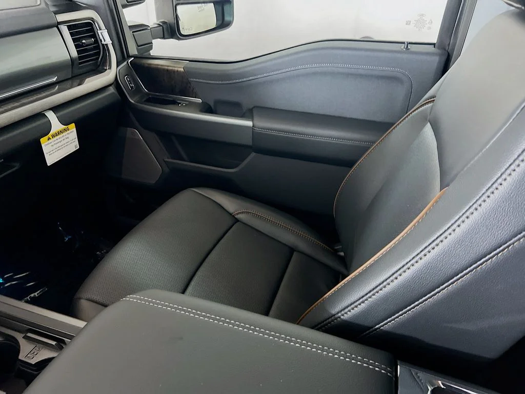 New 2026 Carbonized Gray Metallic Ford Lariat image 29