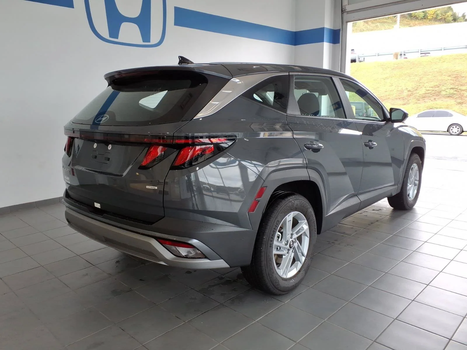 2026 Hyundai Tucson SE - Photo 6