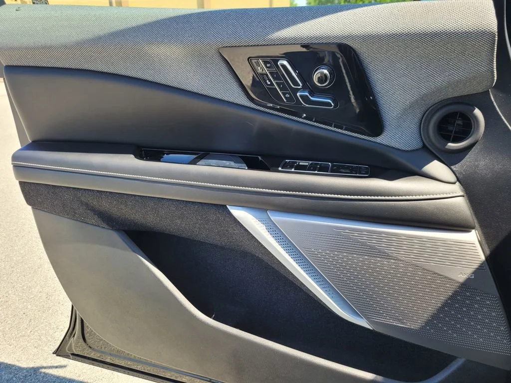 2026 Cadillac OPTIQ Luxury - Photo 21