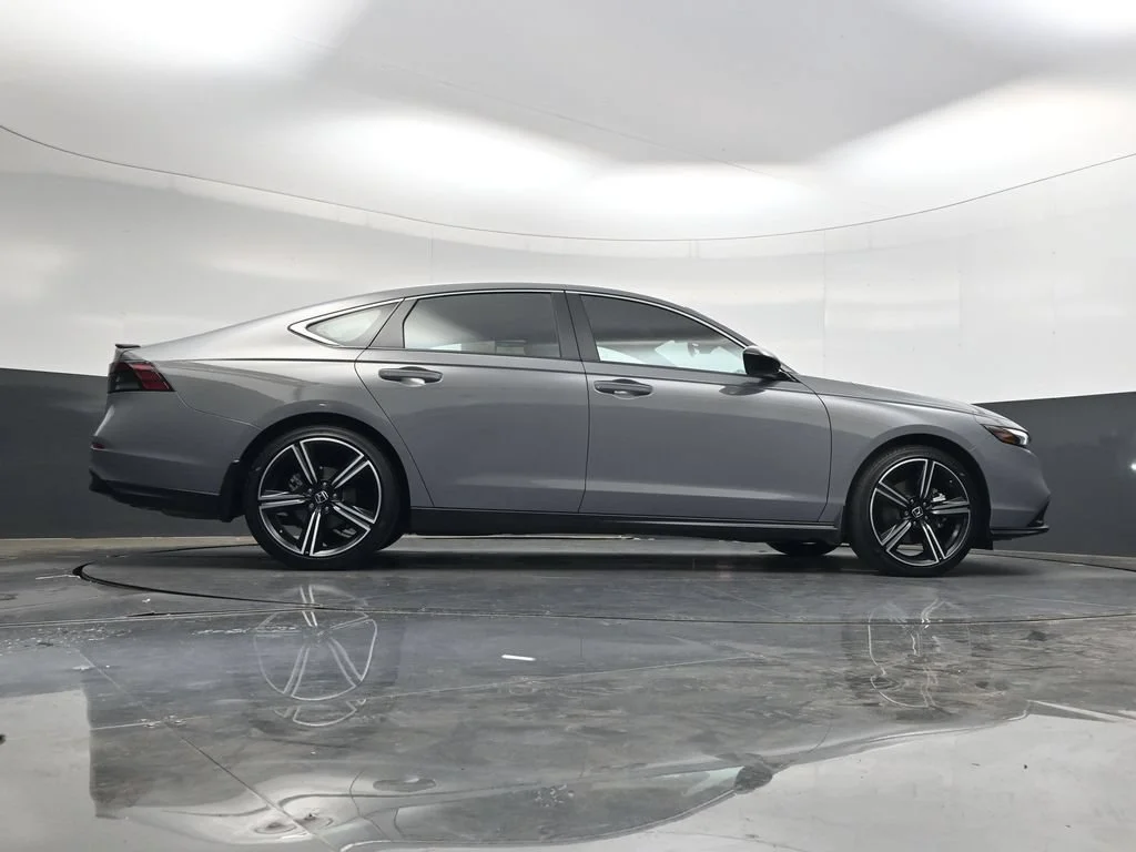 Certified Used 2025 Urban Gray Pearl Honda Sport image 100