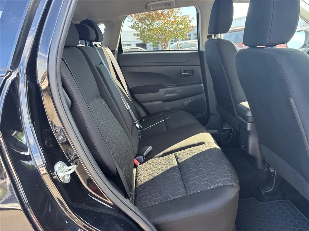 Used 2024 Black Mitsubishi 2.0 LE image 13