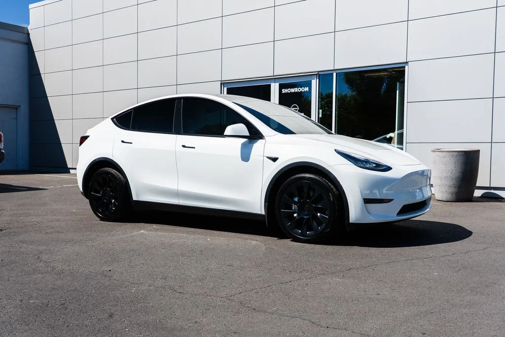 Used 2023 White Tesla Long Range image 24