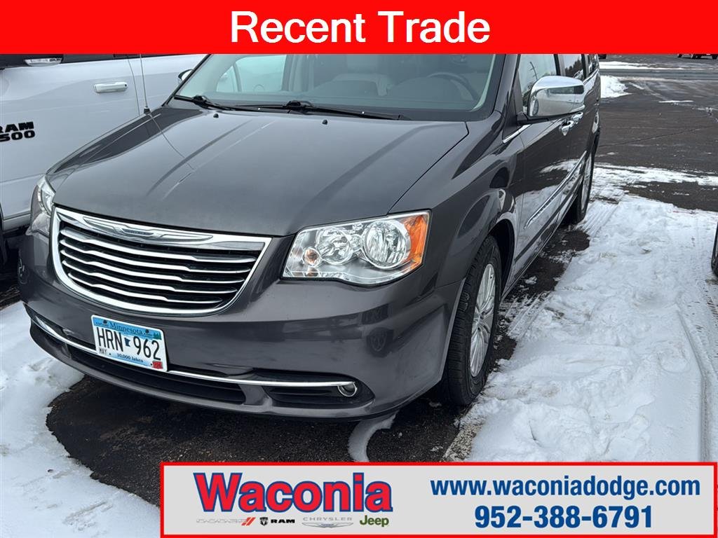 2016 Chrysler Town & Country