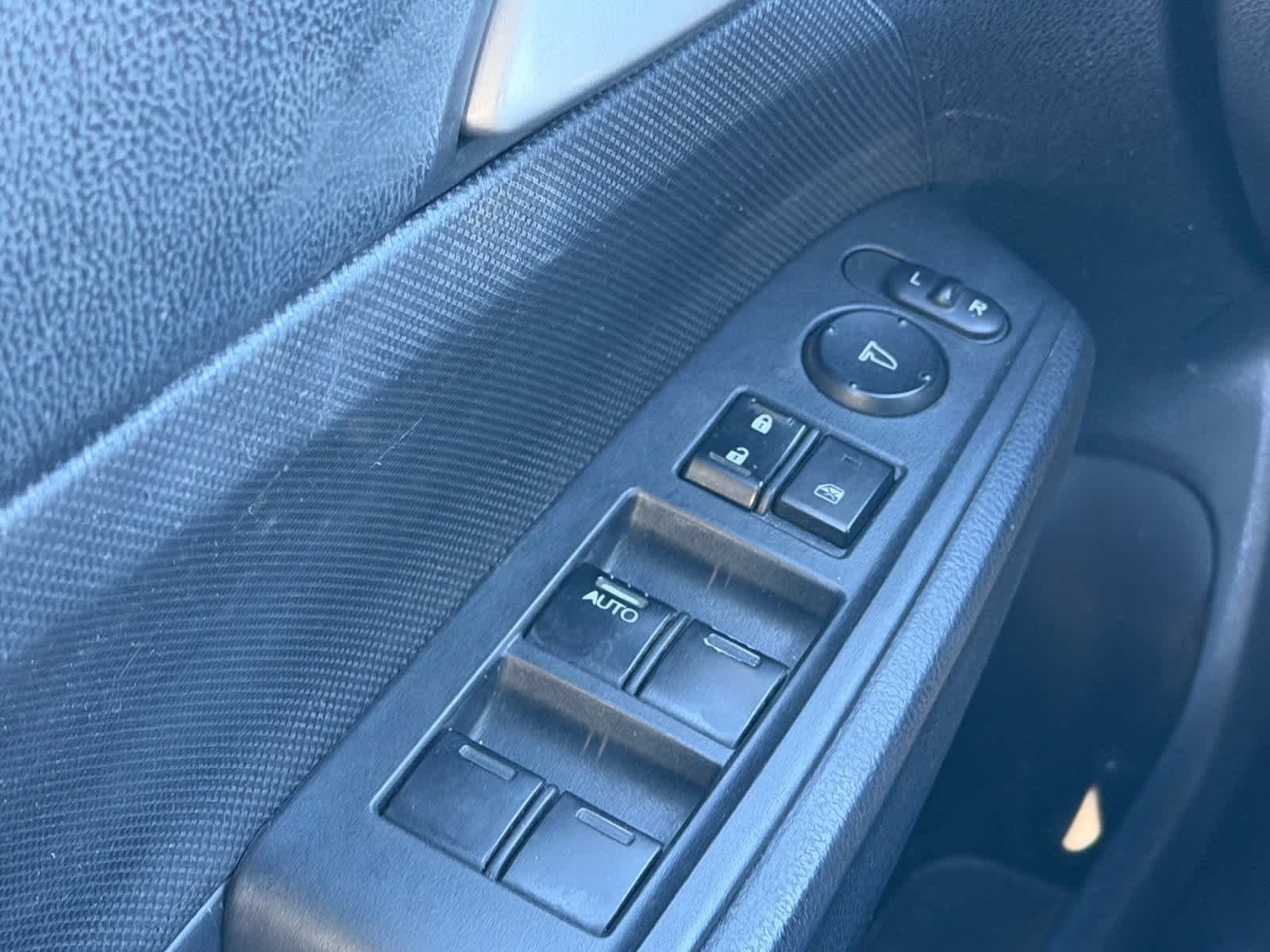 Used 2010 Gray Honda LX image 19