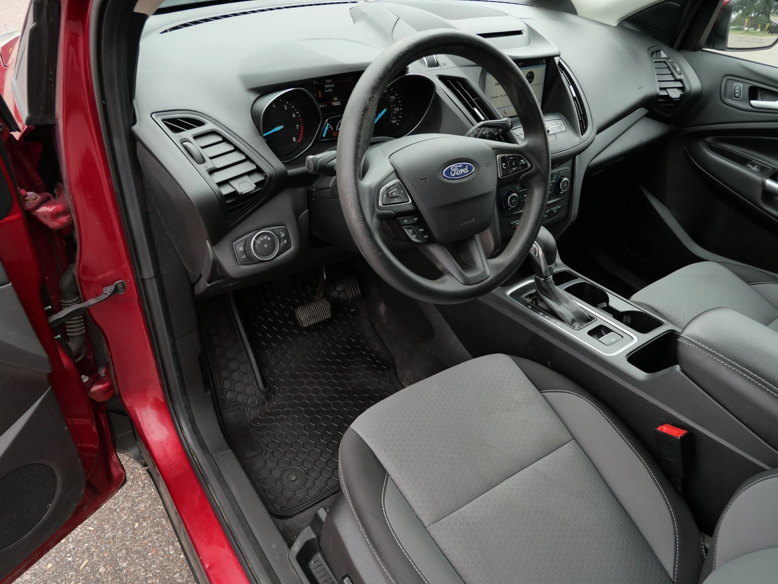 Used 2018 Ruby Red Metallic Tinted Clearcoat Ford SE image 19