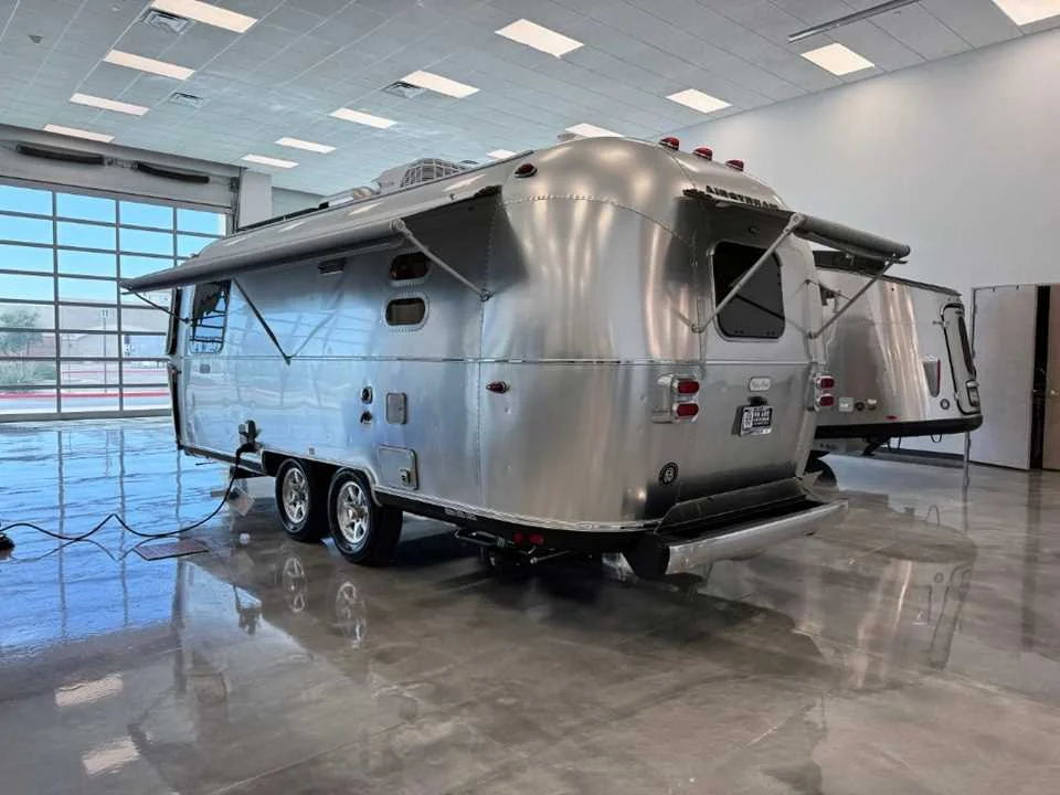 New 2026 SILVER AIRSTREAM  image 9