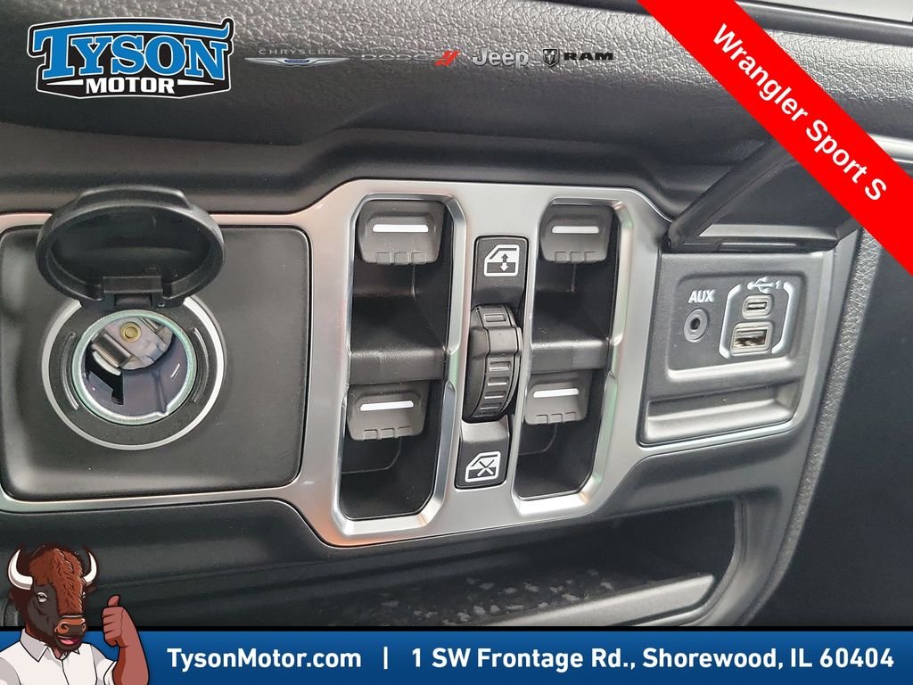New 2026 Hydro Blue Pearlcoat Jeep Sport S image 30