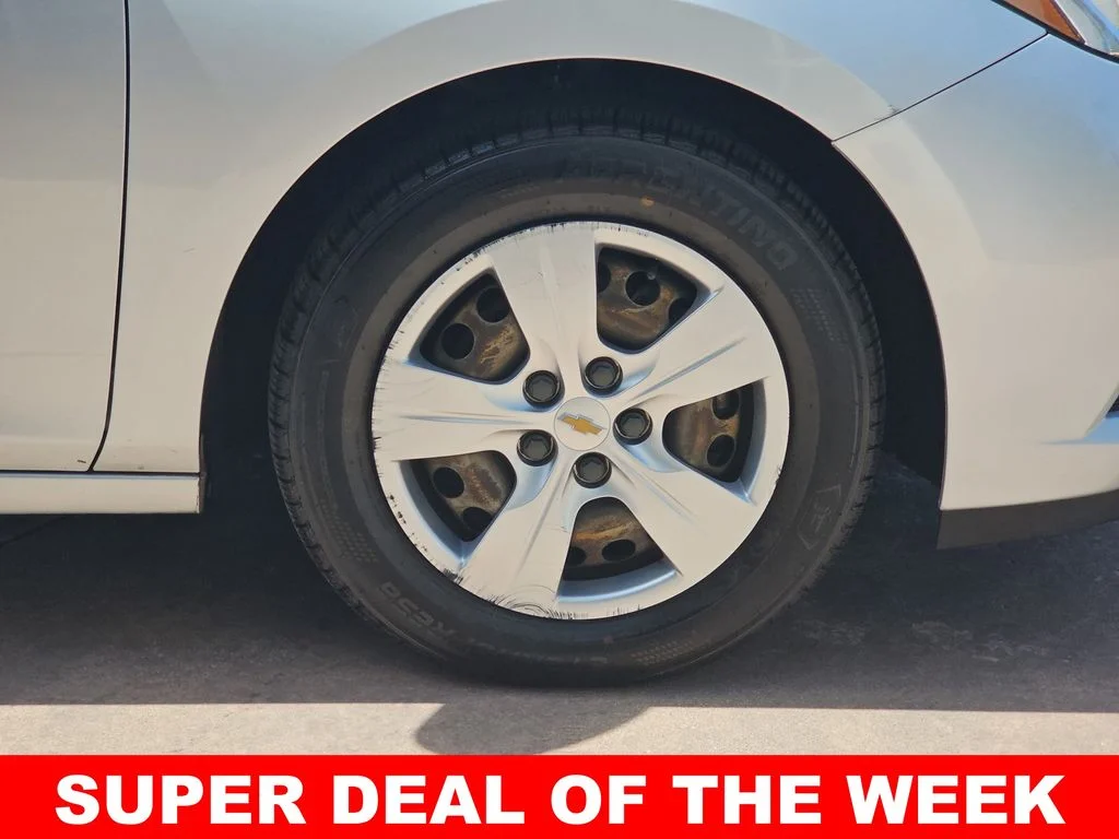 Used 2017 Silver Chevrolet LS image 37