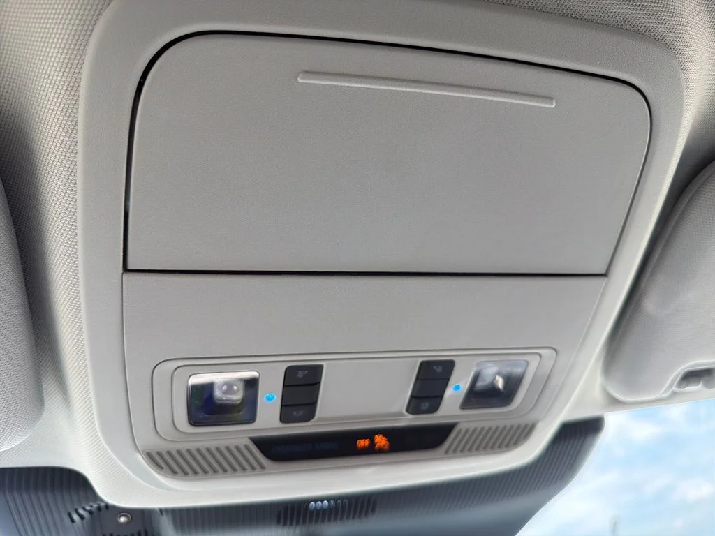 New 2026 Star White Metallic Tri-Coat Ford Active image 27