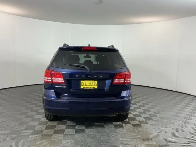 Used 2018 Blue Dodge SE image 6