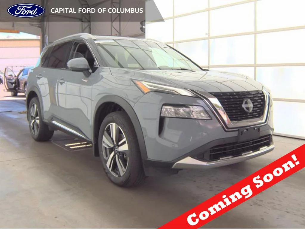 2023 Nissan Rogue Platinum AWD's photo