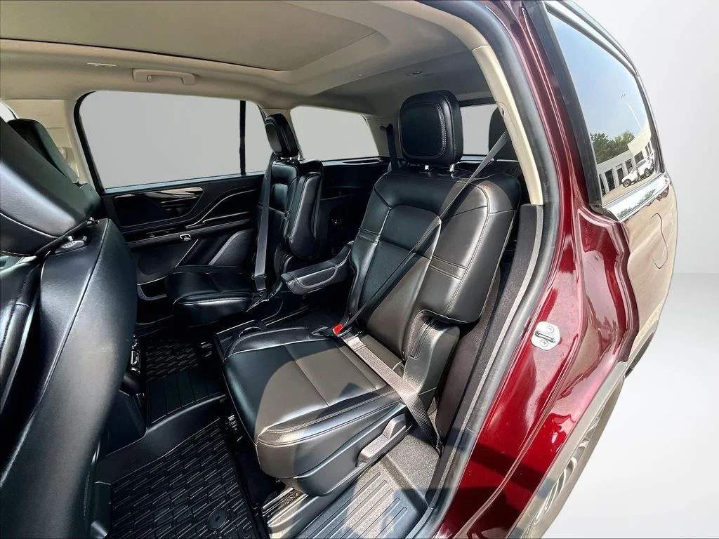 Used 2022 Red Lincoln Standard image 27
