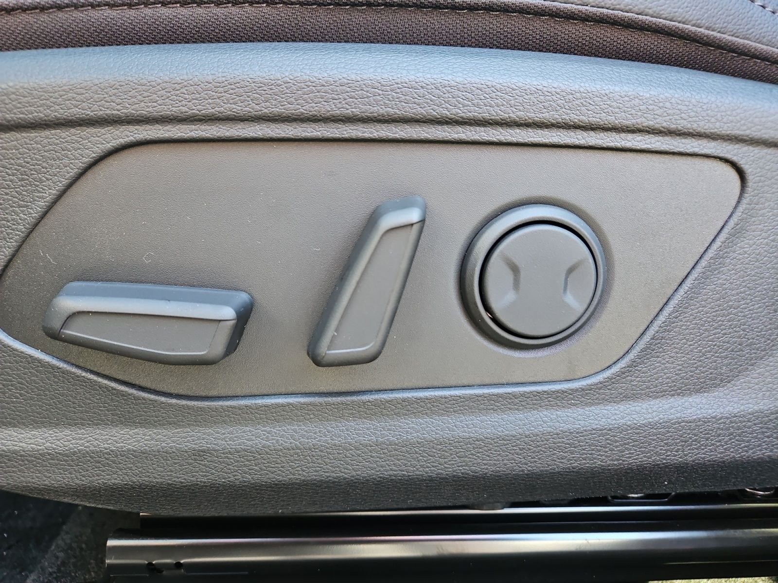 New 2026 Shadow Matte Gray Kia SX Prestige image 20