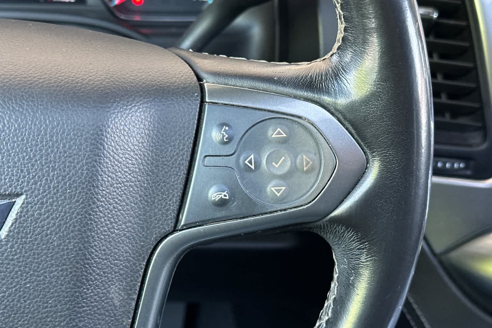Used 2019 Black Chevrolet Premier image 29