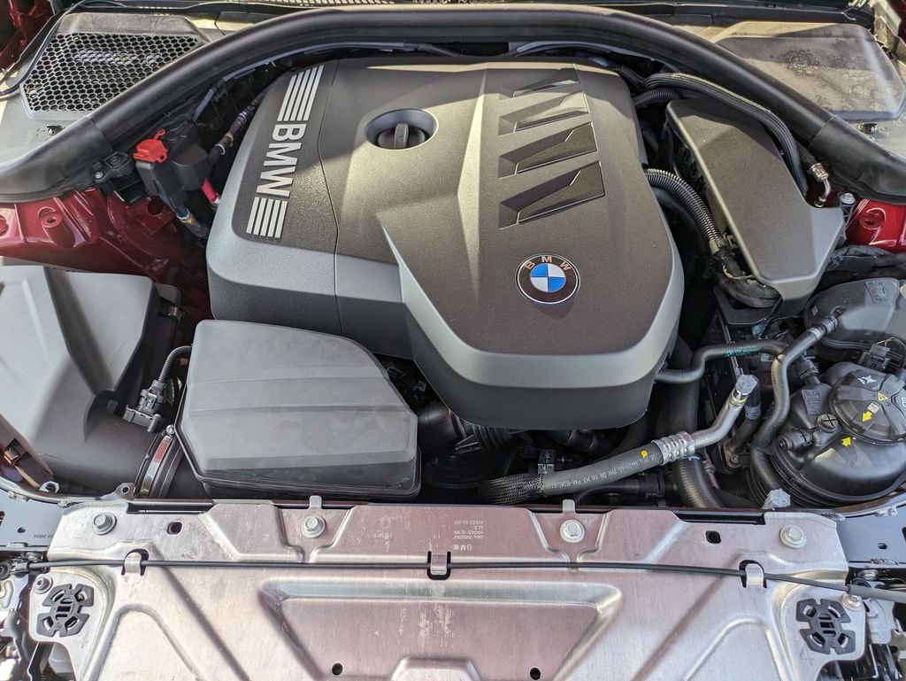 2025 BMW 3 Series 330i - Photo 10