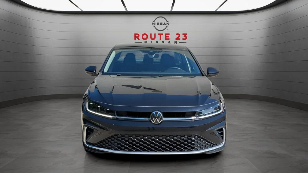 Used 2025 Volkswagen Jetta SE with VIN 3VW7X7BU7SM059031 for sale in Butler, NJ