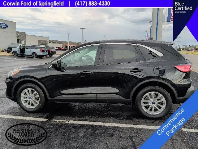 Used 2022 Black Metallic Ford SE image 10