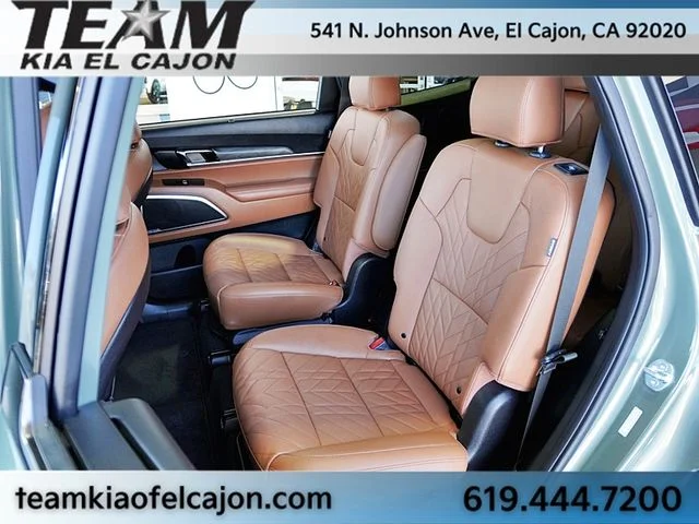 Used 2024 Green Kia SX X-Line AWD image 21