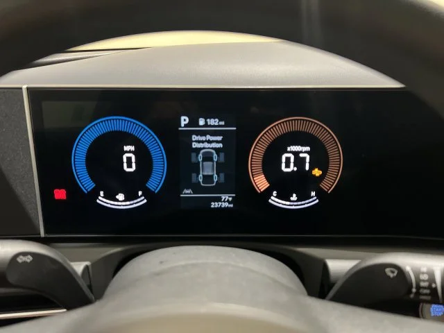 2025 Hyundai Santa Cruz SEL - Photo 11