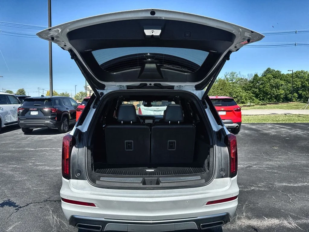 Used 2024 White Cadillac Premium Luxury image 25
