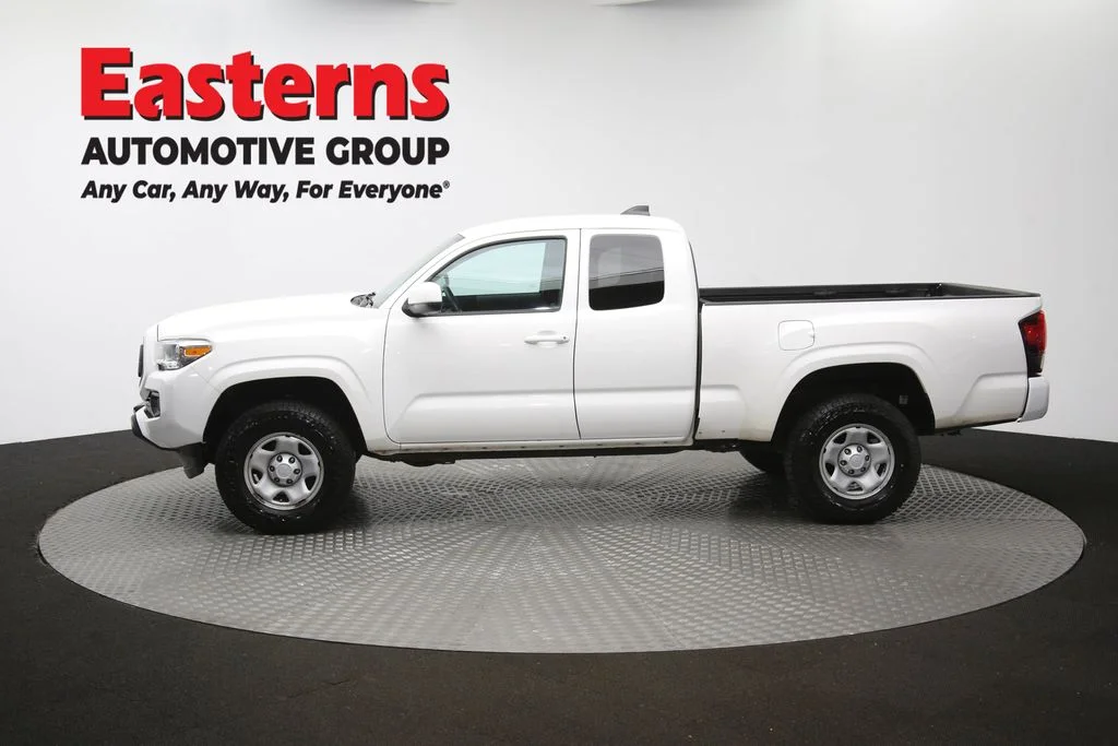 Used 2021 White Toyota SR image 57