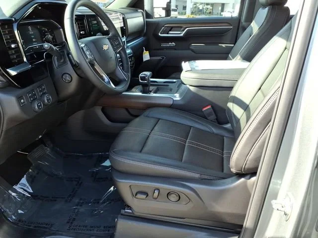 Used 2025 Sterling Gray Metallic Chevrolet High Country image 13