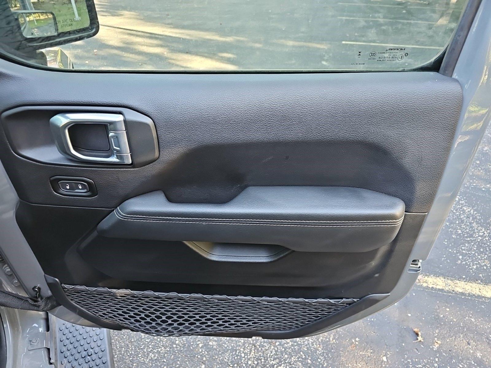 Certified Used 2023 Sting-Gray Clearcoat Jeep Sahara image 13